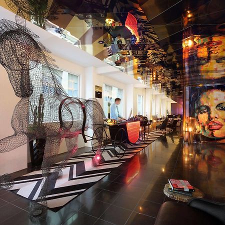 Adelphi Hotel Melbourne Buitenkant foto The lobby of the Mandarin Oriental, Munich